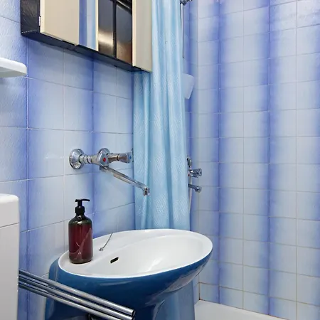 4295a Apartment