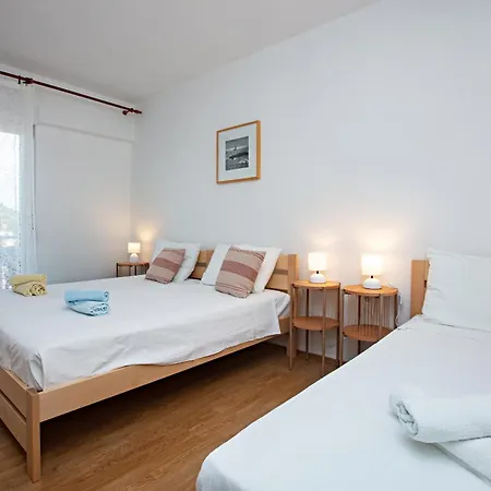 4295a Apartment Tisno